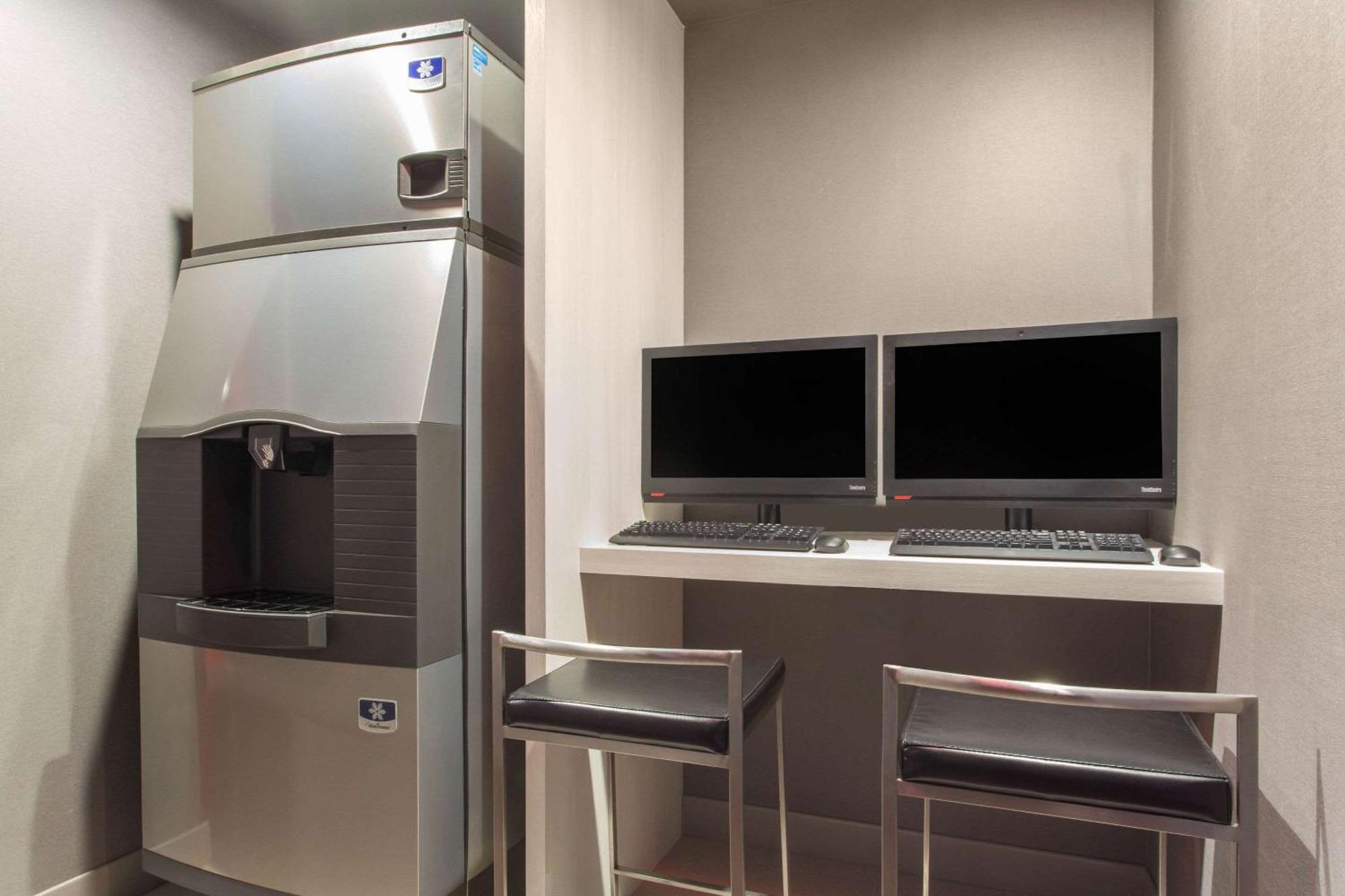 Insignia Hotel Brooklyn, Ascend Hotel Collection نيو يورك المظهر الخارجي الصورة